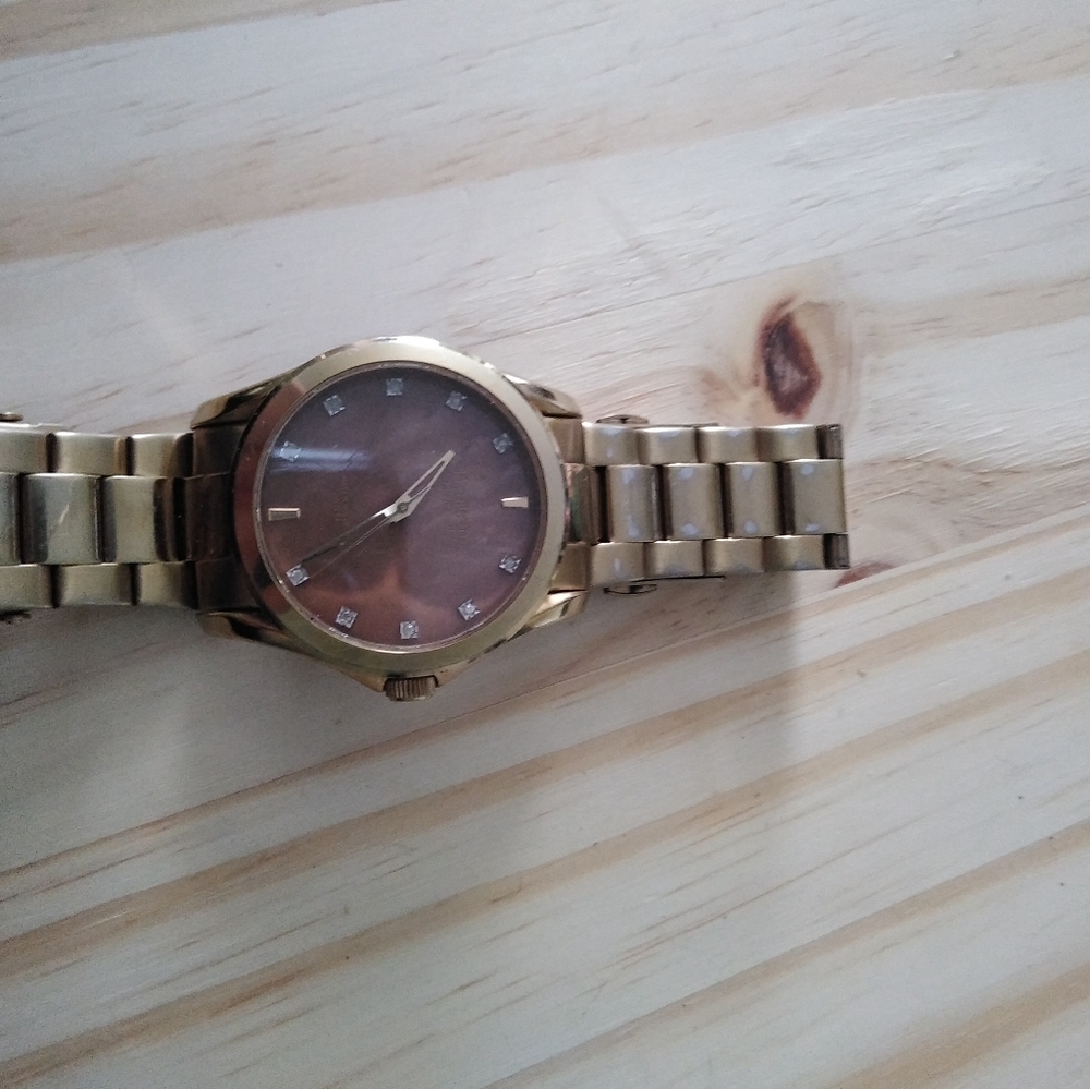 Watch - Picture 2 of 4